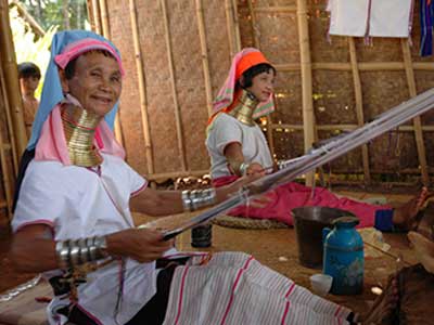 loikaw-thelongneck